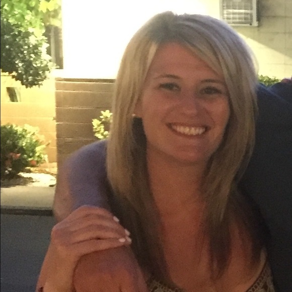 Meet your Posher, Tracy - Picture 1 of 1